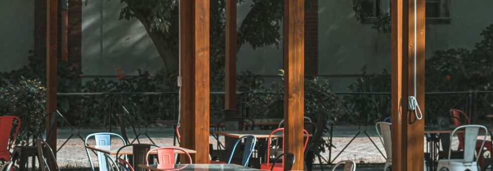 tela-mosquiteira-restaurante